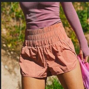2/30 Free People movement The Way Home Shorts Brushed Apricot size M